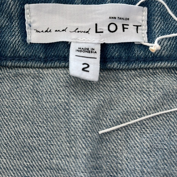 NWOT! Ann Taylor Loft Wrap Denim Jean Skirt Size 2 - Picture 10 of 13